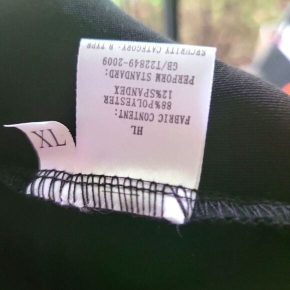 nwot Black with shiny crystals and mesh sleeves with adorned crystals, - Picture 9 of 14